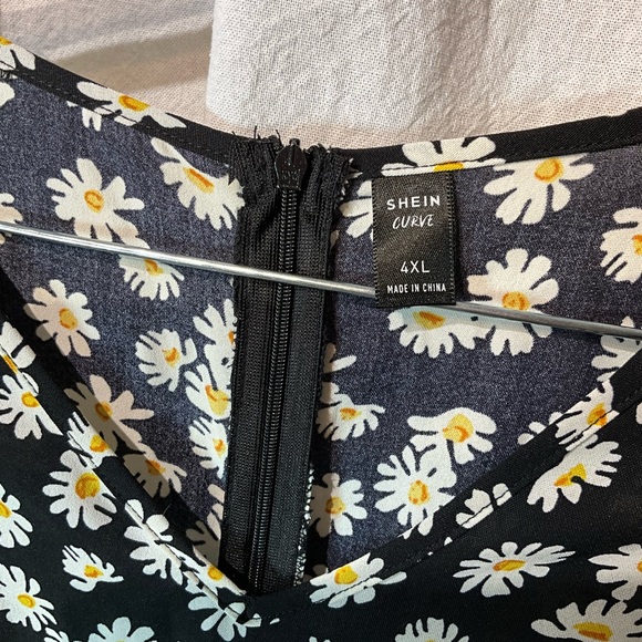 Floral and Butterfly Print Dress - Picture 3 of 3